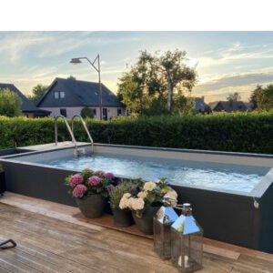 Conteneur de piscine mobile 5 m x 2,55 m x 1,26 m.